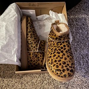 Ultra mini natural leopard ugg boots
